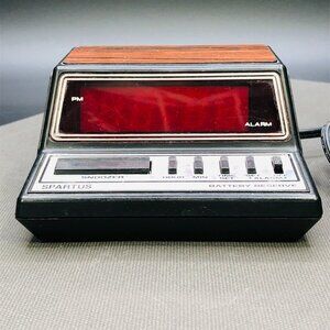 Vintage 80s SPARTUS Neptune Wood Grain Digital Alarm Clock 1104 Works Retro